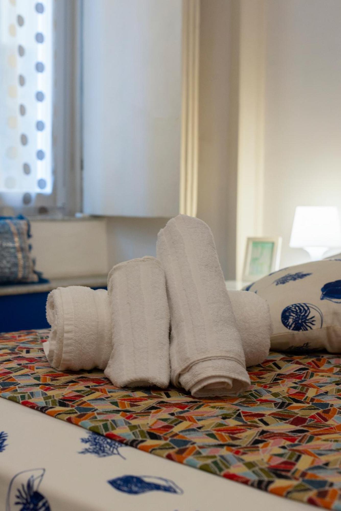 La Casa Blu A Toledo Di Alberto Naples Extérieur photo